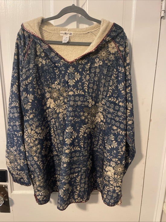 NATURAL LIFE Tops - Natural Life Printed Floral Blue Fleece Oversized Hoodie Sweatshirt Top One Size